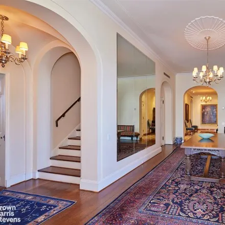 Image 7 - 1 BEEKMAN PLACE 7/8A in New York - Apartment for sale