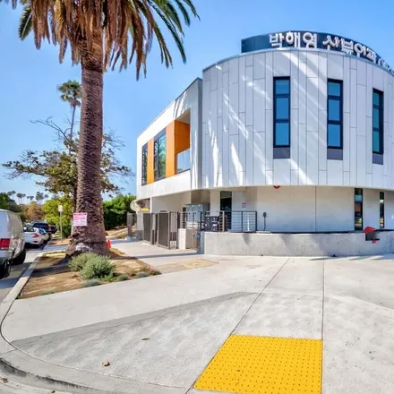 Rent this studio house on West Olympic Boulevard in Los Angeles, CA 90064