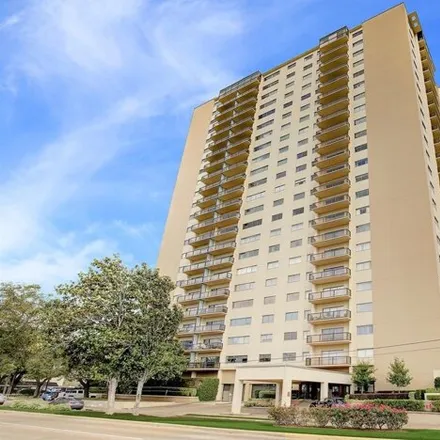 Image 2 - Lamar Tower, 2929 Buffalo Speedway, Houston, TX 77046, USA - Apartment for rent