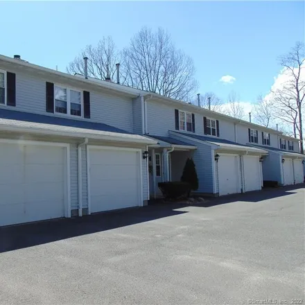 Image 5 - 3250 East Main Street, East Farms, Waterbury, CT 06705, USA - Condo for sale