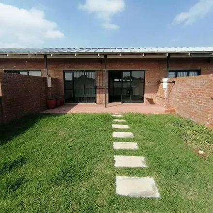 Rent this 1 bed apartment on unnamed road in Mangaung Ward 48, Bloemfontein