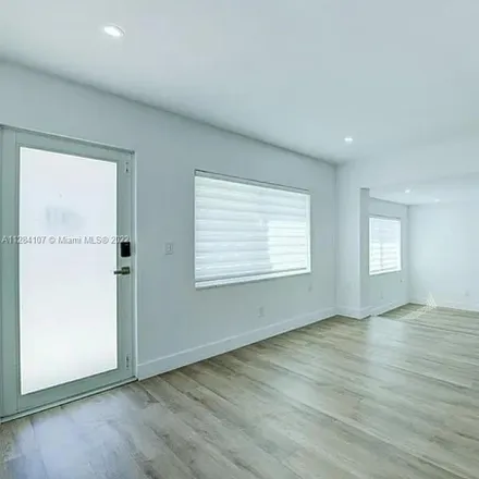 Image 5 - 1499 Northeast 152nd Street, North Miami Beach, FL 33162, USA - House for rent