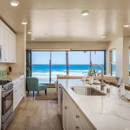 Image 2 - Oceanside, CA - Condo for rent