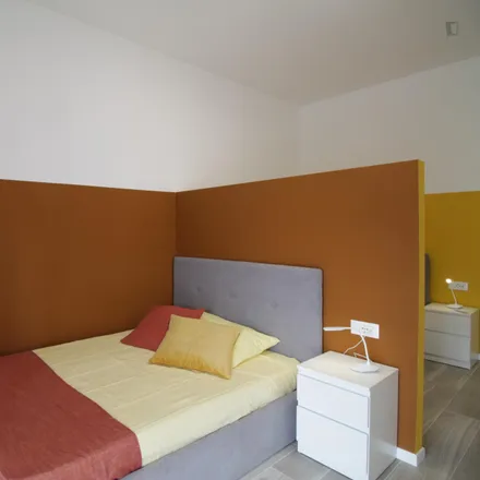 Rent this 2 bed room on baci sottozero in Piazzale Siena, 20146 Milan MI