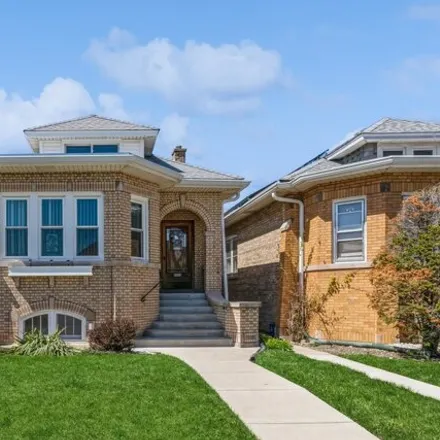 Image 1 - 2928 North Merrimac Avenue, Chicago, IL 60634, USA - House for sale