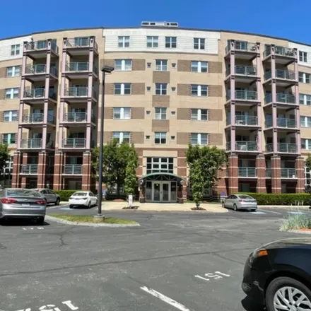 Rent this 1 bed condo on 273 Cambridge Rd.