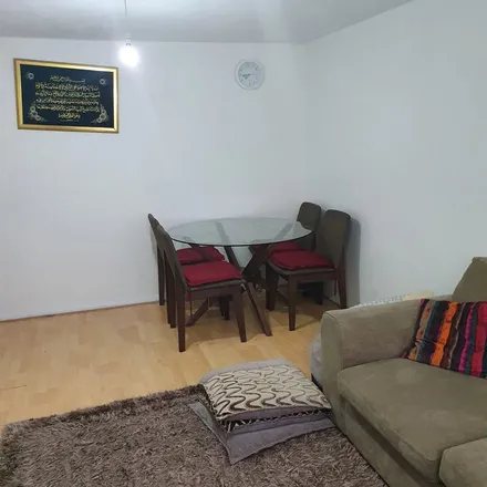 Rent this 2 bed apartment on Greenslade Road in London, IG11 9XE