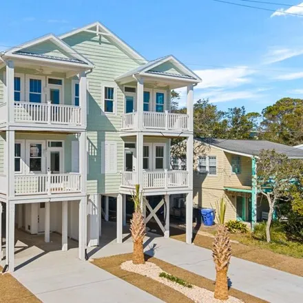Buy this 8 bed house on 1154 Snapper Lane in Wilmington Beach, Carolina Beach