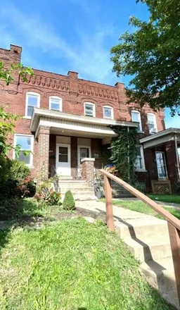 Buy this 2 bed house on 66 West Innis Avenue in Columbus, OH 43207