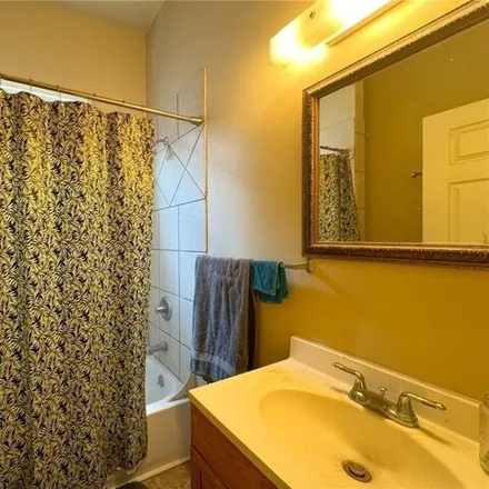 Image 7 - 2624 Dante St, New Orleans, Louisiana, 70118 - House for rent