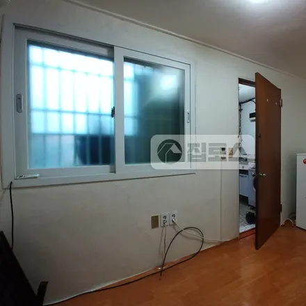 Rent this studio apartment on 서울특별시 광진구 화양동 47-62