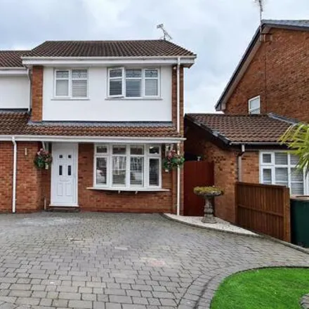 Rent this 4 bed house on 290a Lower Eastern Green Lane in Allesley, CV5 7RF