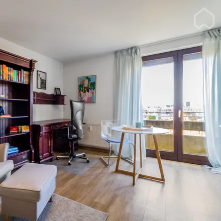 Rent this 1 bed apartment on Bettinastraße 9 in 63067 Offenbach am Main, Germany