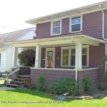 Buy this 3 bed house on 538 Pacific Avenue in Lansing, MI 48910