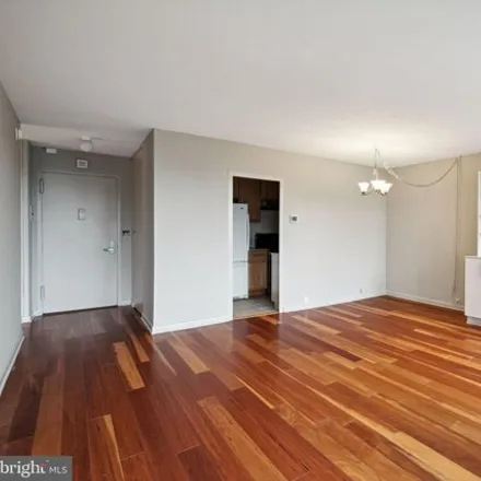 Image 3 - 209 Spruce Street, Philadelphia, PA 19172, USA - Condo for sale