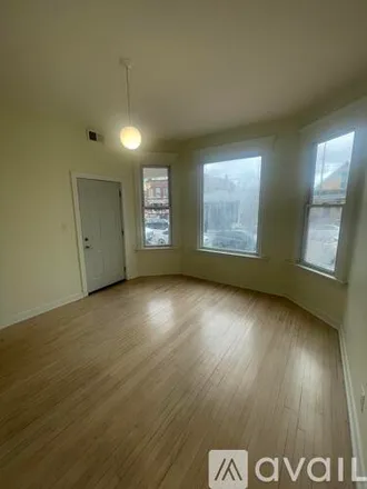 Rent this 3 bed apartment on 2848 N Kedzie Ave