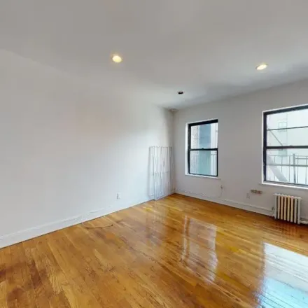 Image 5 - 96 3rd Avenue, New York, NY 10003, USA - Apartment for rent