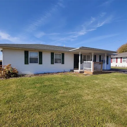 Image 2 - 317 North Amrhein Drive, Greensburg, IN 47240, USA - House for sale