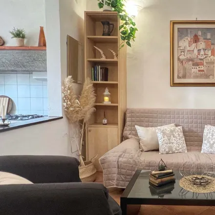 Rent this 1 bed apartment on Via Ghibellina in 94, 50122 Florence FI