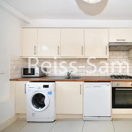 Image 6 - 42 Ferry Street, London, E14 3DT, United Kingdom - Townhouse for rent