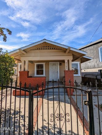 Rent this 3 bed duplex on 6405 North Figueroa Street in Los Angeles, CA 90042