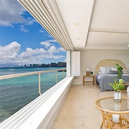 Image 1 - Outrigger Canoe Club, Kalakaua Avenue, Honolulu, HI 96815, USA - Condo for sale