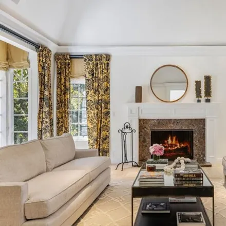 Image 6 - 2915 Deep Canyon Drive, Beverly Hills, CA 90210, USA - House for sale