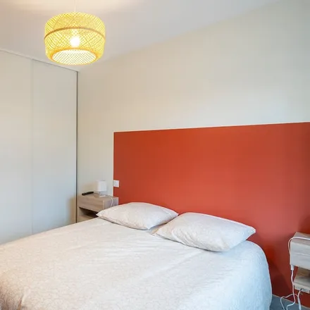 Rent this 2 bed apartment on Nexon in Avenue Jean Jaurès, 87800 Nexon