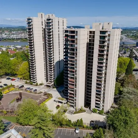 Buy this 3 bed condo on Madison Tower in 2309 Southwest 1st Avenue, Portland