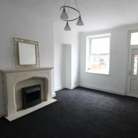 Rent this 3 bed townhouse on Rye Street in Ingrow, BD21 5EE
