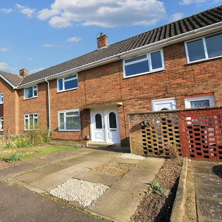 Rent this 3 bed townhouse on Colls Road in Norwich, NR7 9RD