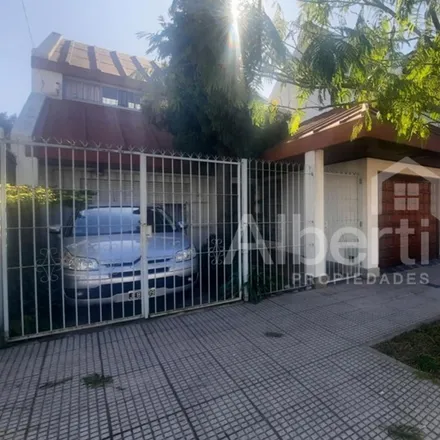 Image 2 - Igualdad 1661, Partido de Morón, Haedo, Argentina - House for sale