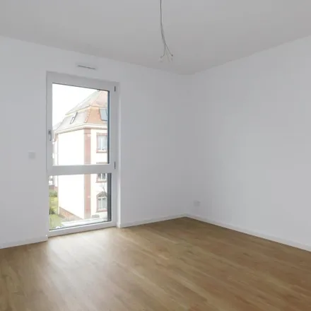 Rent this 4 bed apartment on Chemnitzer Straße 8 in 63452 Hanau, Germany