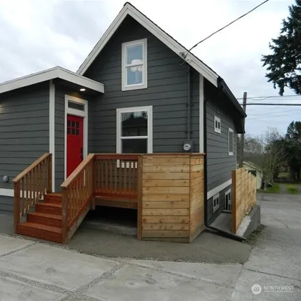 Buy this 4 bed house on 1410 Northwest 77th Street in Seattle, WA 98117