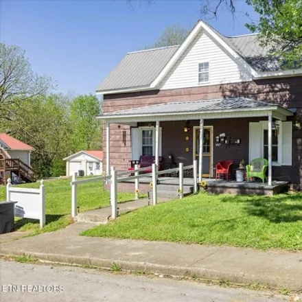 Image 3 - 706 Washington Ave, Etowah, Tennessee, 37331 - House for sale