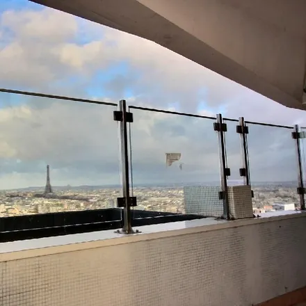 Rent this 6 bed apartment on Résidence Super Montparnasse in Rue Georges Pitard, 75015 Paris