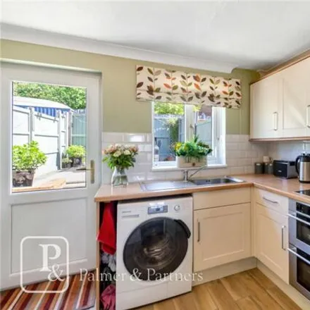 Image 7 - 2 Greenstead Road, Colchester, CO1 2TA, United Kingdom - Townhouse for sale