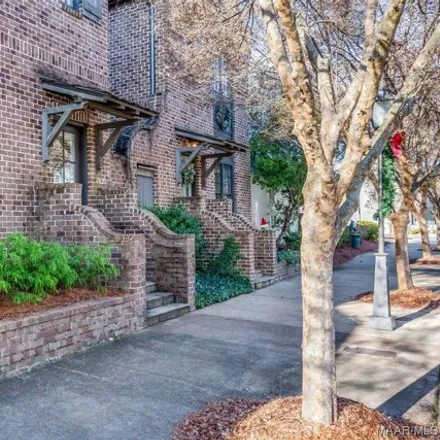 Image 2 - 7818 Long Acre Street, Montgomery, AL 36116, USA - House for sale