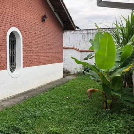 Buy this 3 bed house on Rua Vinte e Quatro in Massaguaçú, Caraguatatuba - SP