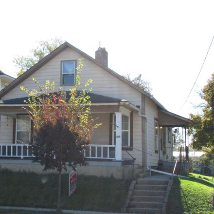Rent this 3 bed house on 543 East 5th Street in Millcreek Meadows, Marysville