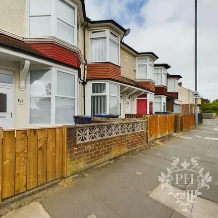 Buy this 3 bed townhouse on Westbourne Grove in Middlesbrough, TS3 6EE