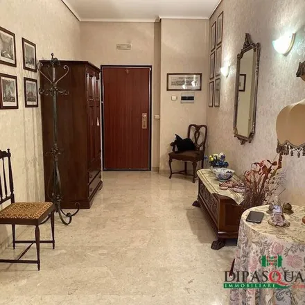 Image 4 - Viale Napoleone Colajanni, 97100 Ragusa RG, Italy - Apartment for rent