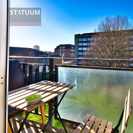 Rent this 3 bed apartment on 6-17 Trellis Square in Old Ford, London
