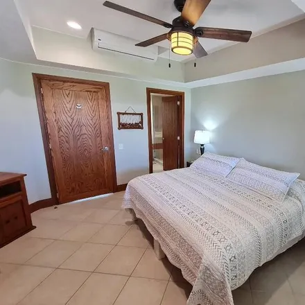 Rent this 2 bed condo on México in Cuauhtémoc, 39300 Acapulco