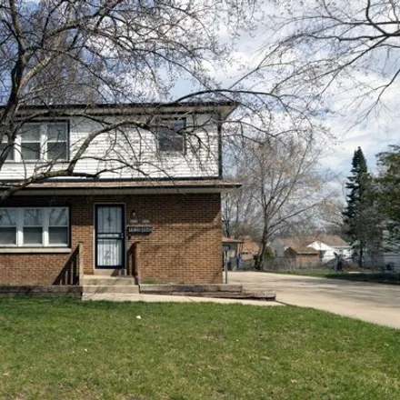 Buy this studio house on 4938 in 4940 North 52nd Street, Milwaukee