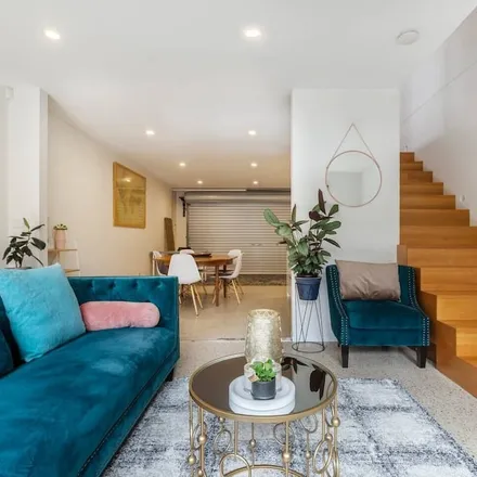 Rent this 2 bed house on Melbourne in Victoria, Australia