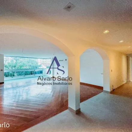 Buy this 4 bed apartment on Avenida Desembargador Santos Neves 655 in Praia do Canto, Vitória - ES