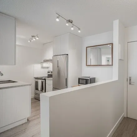 Image 8 - Calgary, AB T2R 0M4, Canada - Apartment for rent