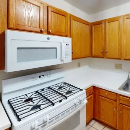 Buy this 3 bed apartment on #101,9111 Gracious End Court in Snowden Ridge, Columbia