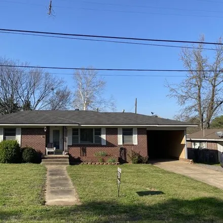 Buy this 3 bed house on 503 West 19th Street in Russellville, AR 72801